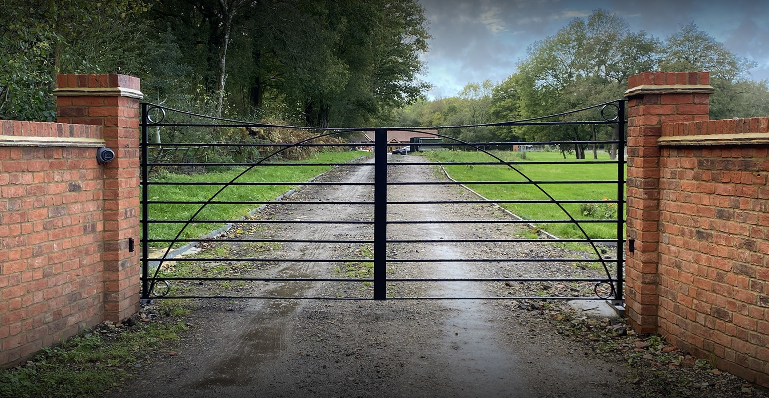Automatic and electric gates from Gatehouse Security Haywards Heath