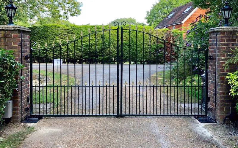 Automatic electric gate installation, maintenance, repair