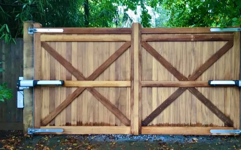 Swing gates with back motors by Gatehouse Security, Haywards Heath, West Sussex