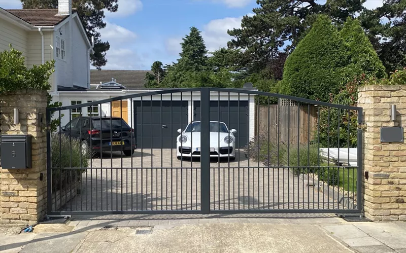 Swing gates underground motor Gatehouse Security, Haywards Heath, West Sussex